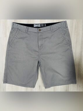 FREE WORLD Light Gray Casual Shorts Size 38